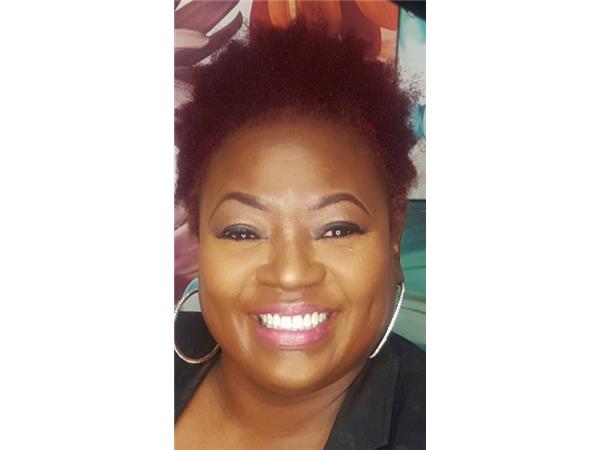 Black Podcasting - Denise Wiggins of Lip Synk Cosmetics stops by #ConversationsLIVE