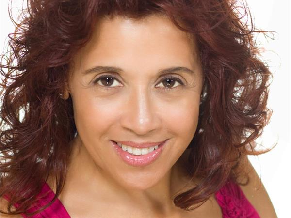 Black Podcasting - Comedian and Screenwriter Stacey Stacy stops by #ConversationsLIVE