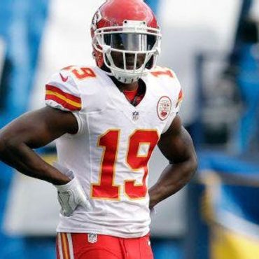 Black Podcasting - LOCKED ON LIONS VOL 196. June 5.  #Lions should DEFINITELY call Maclin.  Dery weighs in.