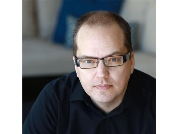 Black Podcasting - Author David Bell discusses #BringHerHome on #ConversationsLIVE