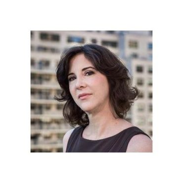 Black Podcasting - Lauren Lipton talks #YogaBodies on #ConversationsLIVE