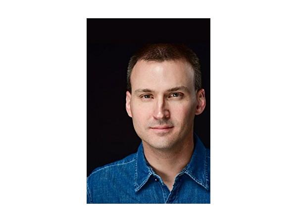 Author John Herrick talks #BeautifulMess on #ConversationsLIVE Black Podcasting - Author John Herrick talks #BeautifulMess on #ConversationsLIVE