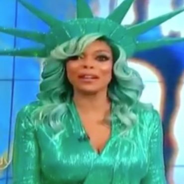 Black Podcasting - Its Up There Podcast Episode 4:And Who Don't Care About Their Kids???? Feat Simon From Sweden