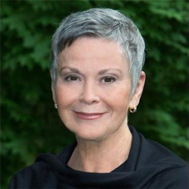 Black Podcasting - Author Julie Maloney discusses #AMatterofChance on #ConversationsLIVE