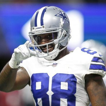 Black Podcasting - LOCKED ON LIONS VOL 376. APR 13.  Dery&apos;s 5 reasons why #Lions should sign Dez Bryant.