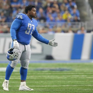 Black Podcasting - LOCKED ON LIONS VOL 388. MAY 3.  Spence is out.  Who is in?  @davebirkett joins me to recap Draft.