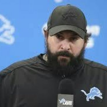 Black Podcasting - LOCKED ON LIONS VOL 392. MAY 10.  Defending Patricia but NOT the background check.  Dery discusses today&apos;s big news.