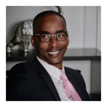 Black Podcasting - Actor Miguel A.Nunez Jr. talks career, new show BRONX SIU on #ConversationsLIVE