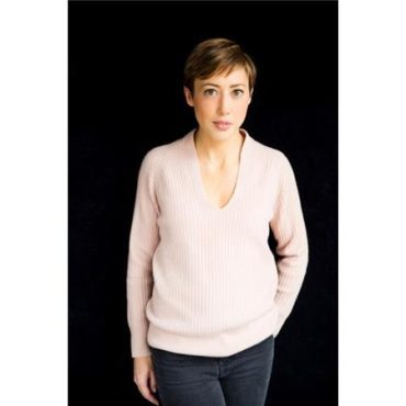 Black Podcasting - Author Cristina Alger talks #TheBankersWife on #ConversationsLIVE