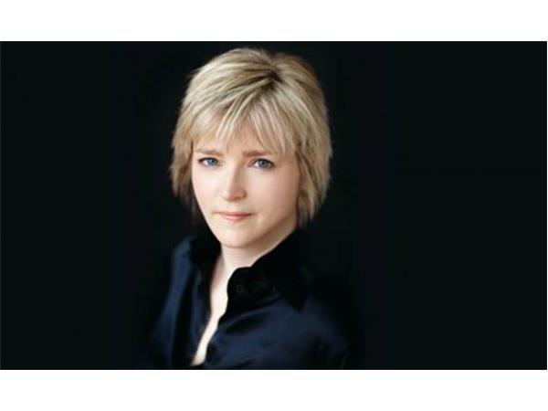 Black Podcasting - Bestselling author Karin Slaughter stops by #ConversationsLIVE
