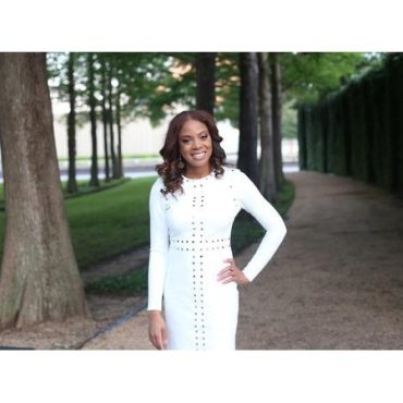 Black Podcasting - Author Constance D. Darby discusses #LessonsIHadtoLearn on #ConversationsLIVE