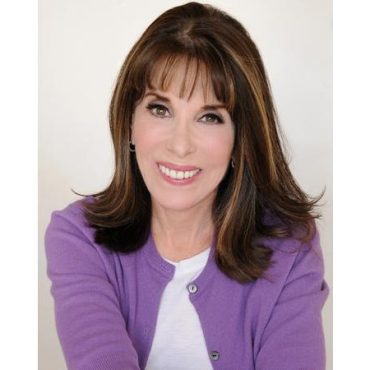 Black Podcasting - Actress Kate Linder talks acting, Y&R and #DeadLove on #ConversationsLIVE