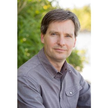 Author Neal Bascomb talks #TheGrandEscape on #ConversationsLIVE Black Podcasting - Author Neal Bascomb talks #TheGrandEscape on #ConversationsLIVE