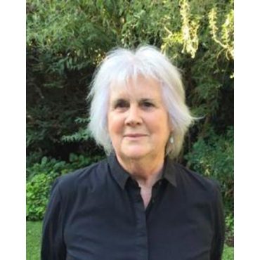 Black Podcasting - Author Suzanne Adam shares #NotesFromtheBottomoftheWorld on #ConversationsLIVE