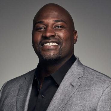 Black Podcasting - Marcellus Wiley talks life, football & #NeverShutUp on #ConversationsLIVE