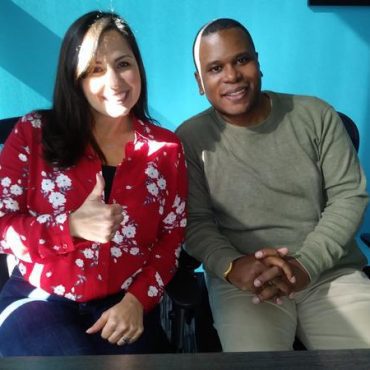 Black Podcasting - Actress and Producer Yeniffer Behrens stops by #ConversationsLIVE