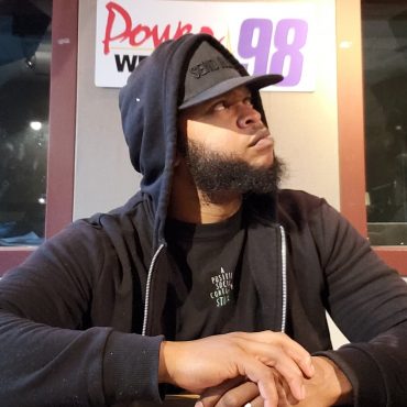 Black Podcasting - Morning Maddhouse: Nosey Neighbor News (12/10)