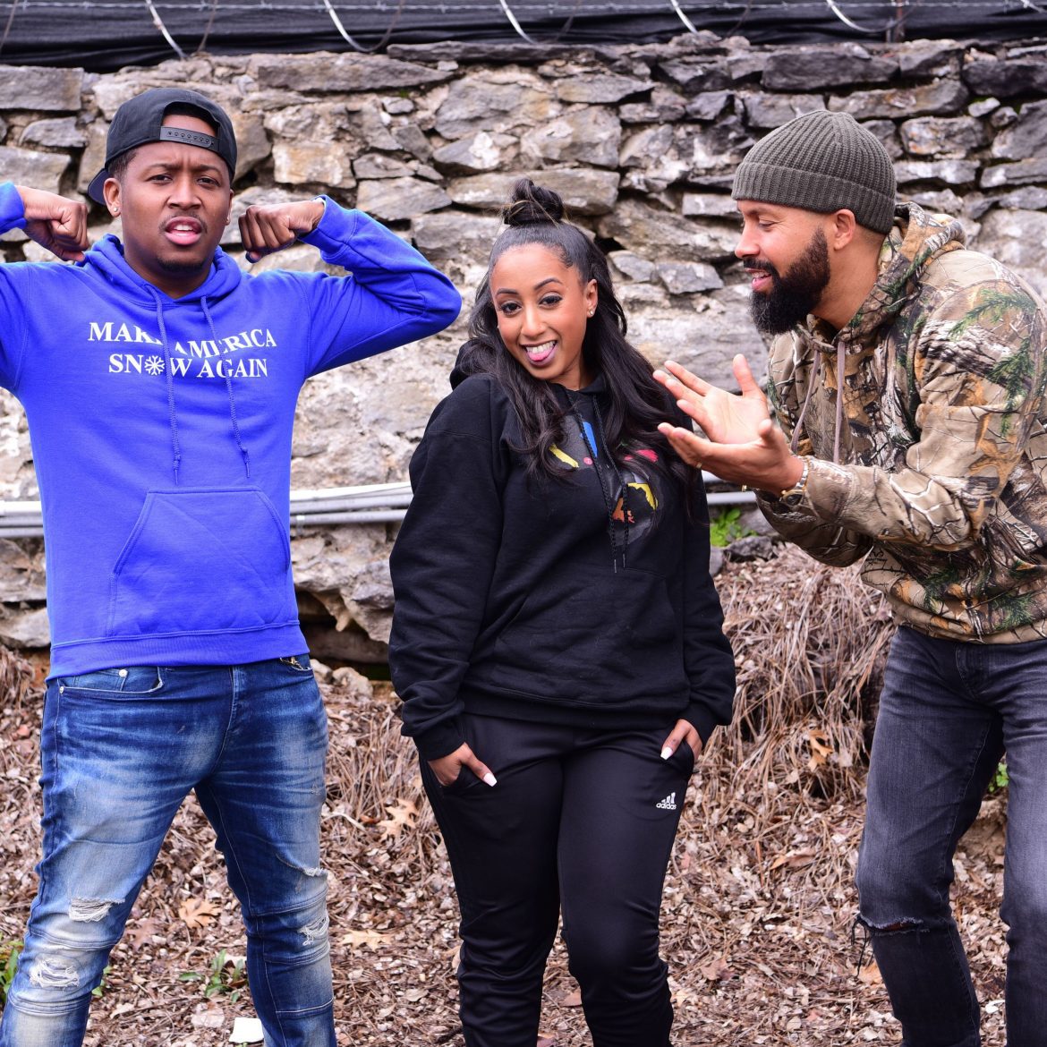 Black Podcasting - Episode 58"The Culture Deserves It" Feat. Kenny Burns w/ Ferrari Simmons & Su Solo Prod: iHandlebar