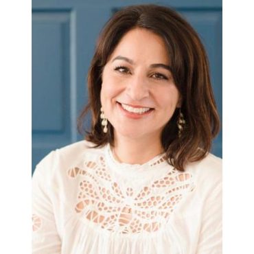 Black Podcasting - Author Ayser Salman discusses #TheWrongEndoftheTable on #ConversationsLIVE