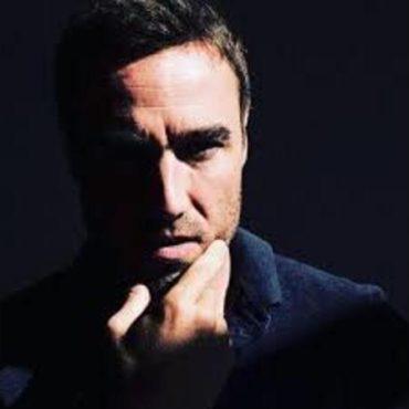 Black Podcasting - Actor Dustin Harnish discusses his acting journey on #ConversationsLIVE