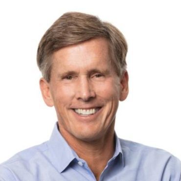 Black Podcasting - Author Sandy Rogers discusses #LeadingLoyalty on #ConversationsLIVE