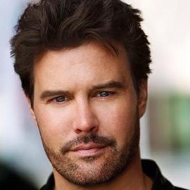 Black Podcasting - Actor and Comedian Dave Sheridan talks acting, #BloodCraft on #ConversationsLIVE