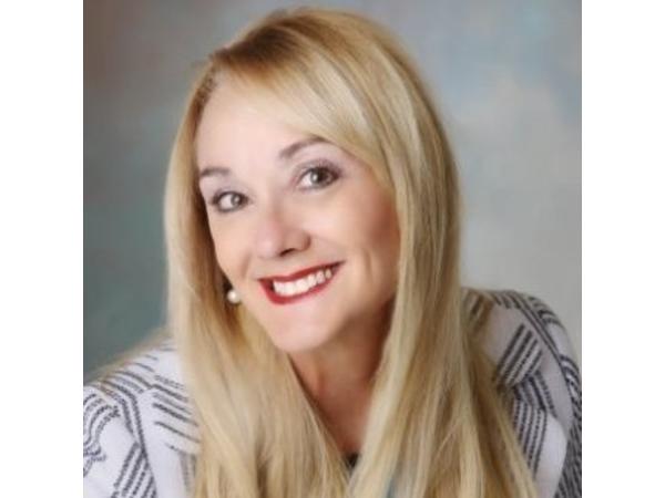Black Podcasting - Deborah A. Olson discusses #HealingPowerofGirlfriends on #ConversationsLIVE