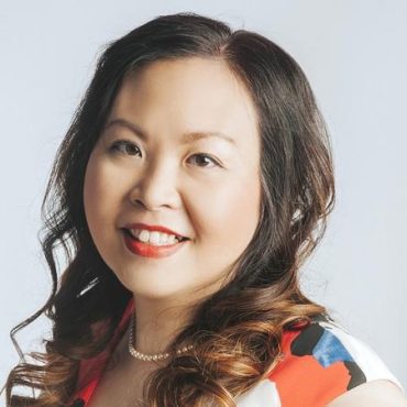 Black Podcasting - Author Roselle Lim stops by #ConversationsLIVE with her new book