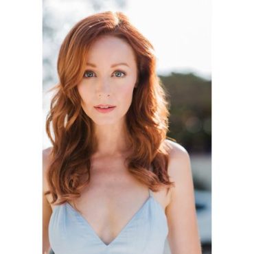 Black Podcasting - Actress Lindy Booth talks #acting, #TheCreatress on #ConversationsLIVE