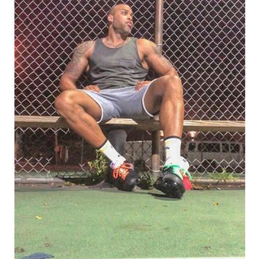 Black Podcasting - Model and Fitness Enthusiast Rasheed Bey returns to #ConversationsLIVE