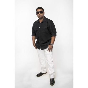 Black Podcasting - Singer Vick Allen brings #Superstar to #ConversationsLIVE