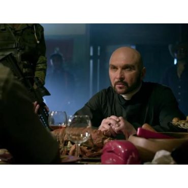 Black Podcasting - Actor Dominiquie Vandenberg talks career, #TheMercenary on #ConversationsLIVE