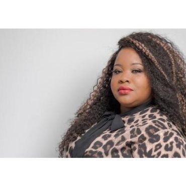 Black Podcasting - Actress Mara Hall talks 2019, #success & #Ambitions on #ConversationsLIVE