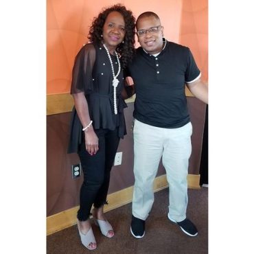 Black Podcasting - Entrepreneur Melissa Banks talks Black Women's Business Expo~ #ConversationsLIVE