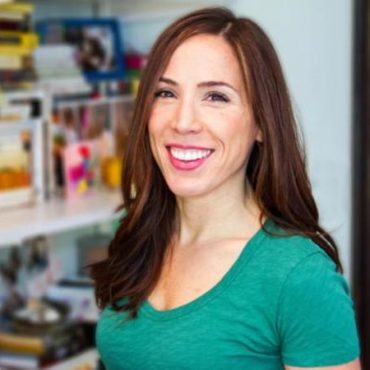 Bestselling Author Camille Pagan talks #ThisWontEndWell on #ConversationsLIVE Black Podcasting - Bestselling Author Camille Pagan talks #ThisWontEndWell on #ConversationsLIVE