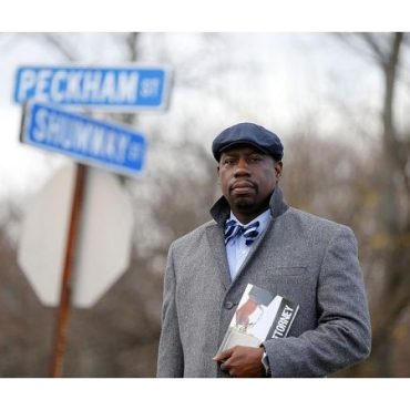 Black Podcasting - Author and Attorney TheArthur Duncan talks #FelonAttorney on #ConversationsLIVE