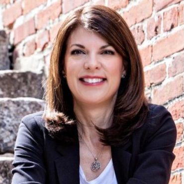 Black Podcasting - Author Melinda Leigh talks #writing and #CrossHerHeart on #ConversationsLIVE