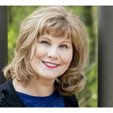 Black Podcasting - Author Trudi Trueit discusses new book #TheStarDunes on #ConversationsLIVE