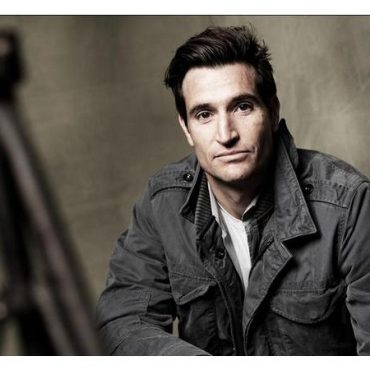 Black Podcasting - Actor and Podcast Host Matthew Del Negro stops by #ConversationsLIVE