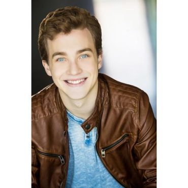 Black Podcasting - Actor Jordan Elsass talks #acting, #LittleFiresEverywhere on #ConversationsLIVE