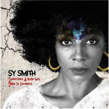 Black Podcasting - Singer/Songwriter Sy Smith talks inspiration, new music on #ConversationsLIVE