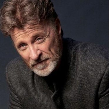 Black Podcasting - Actor Marshal Hilton discusses #acting, #AClearShot on #ConversationsLIVE