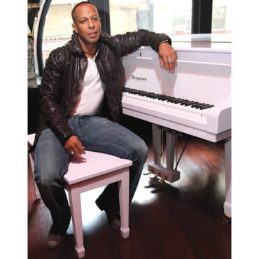 Black Podcasting - Recording Artist David M returns to #ConversationsLIVE w/ #LestWeForget