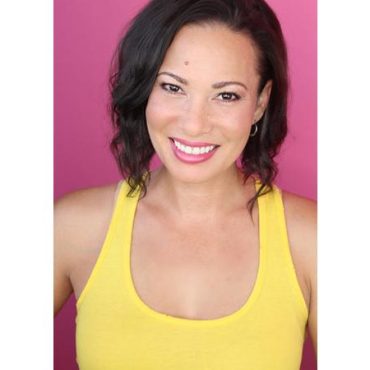 Black Podcasting - Actress Tiffany Phillips talks #EthnicallyAmbiguous on #ConversationsLIVE