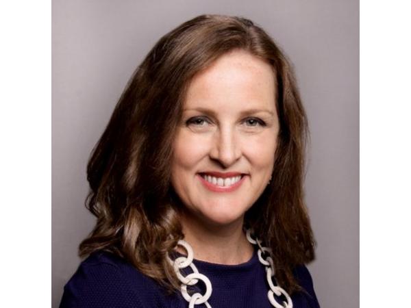 Black Podcasting - Travel Expert Laura Begley Bloom shares #traveltips on #ConversationsLIVE