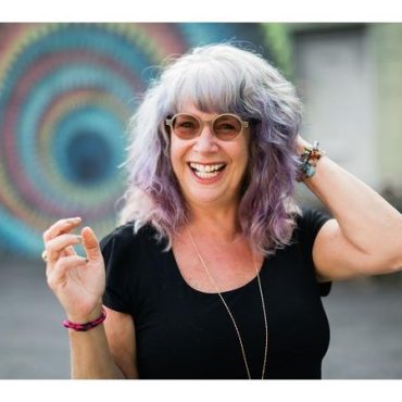Black Podcasting - #ConversationsLIVE welcomes its 100th guest of 2021: Wendy Watkins, author/coach
