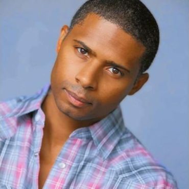 Black Podcasting - Actor Farley Jackson shares his acting journey and more on #ConversationsLIVE