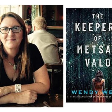 Black Podcasting - Author Wendy Webb stops by #ConversationsLIVE to discuss career, new release