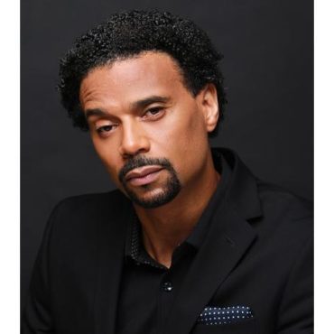 Black Podcasting - Actor Cedric Pendleton talks career, For the Love of Money on #ConversationsLIVE