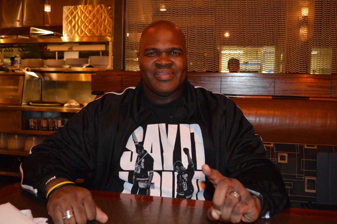 Black Podcasting - THE DR. VIBE SHOW - LERON BARTON AND CAVA MENZIES - BREONNA TAYLOR GEORGE FLOYD AND RAISING BLACK BOYS - JUNE 2 - 2020